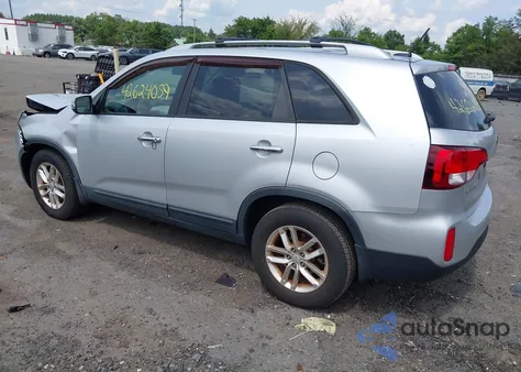 2014 Kia Sorento Lx V6 z USA, uszkodzony, nr VIN 5XYKT4A75EG512812